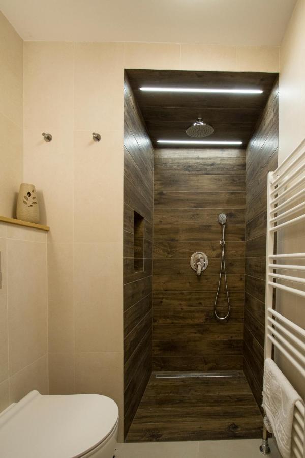 בראשוב Hat Old Town Designer Apartments מראה חיצוני תמונה